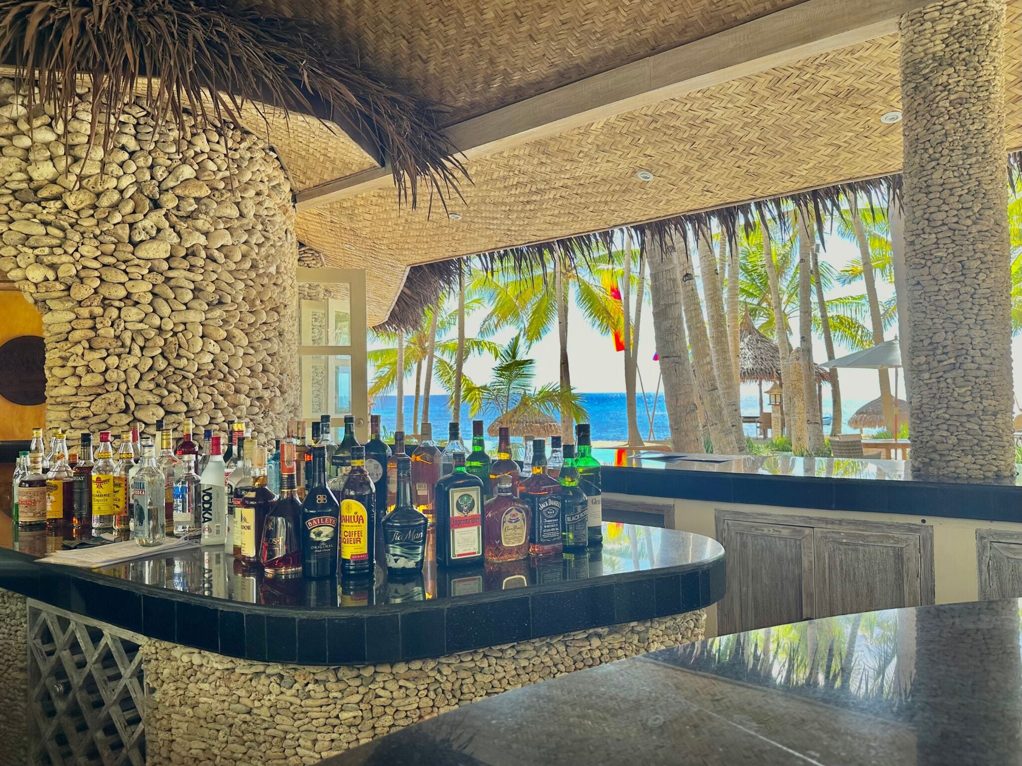 Sports bar