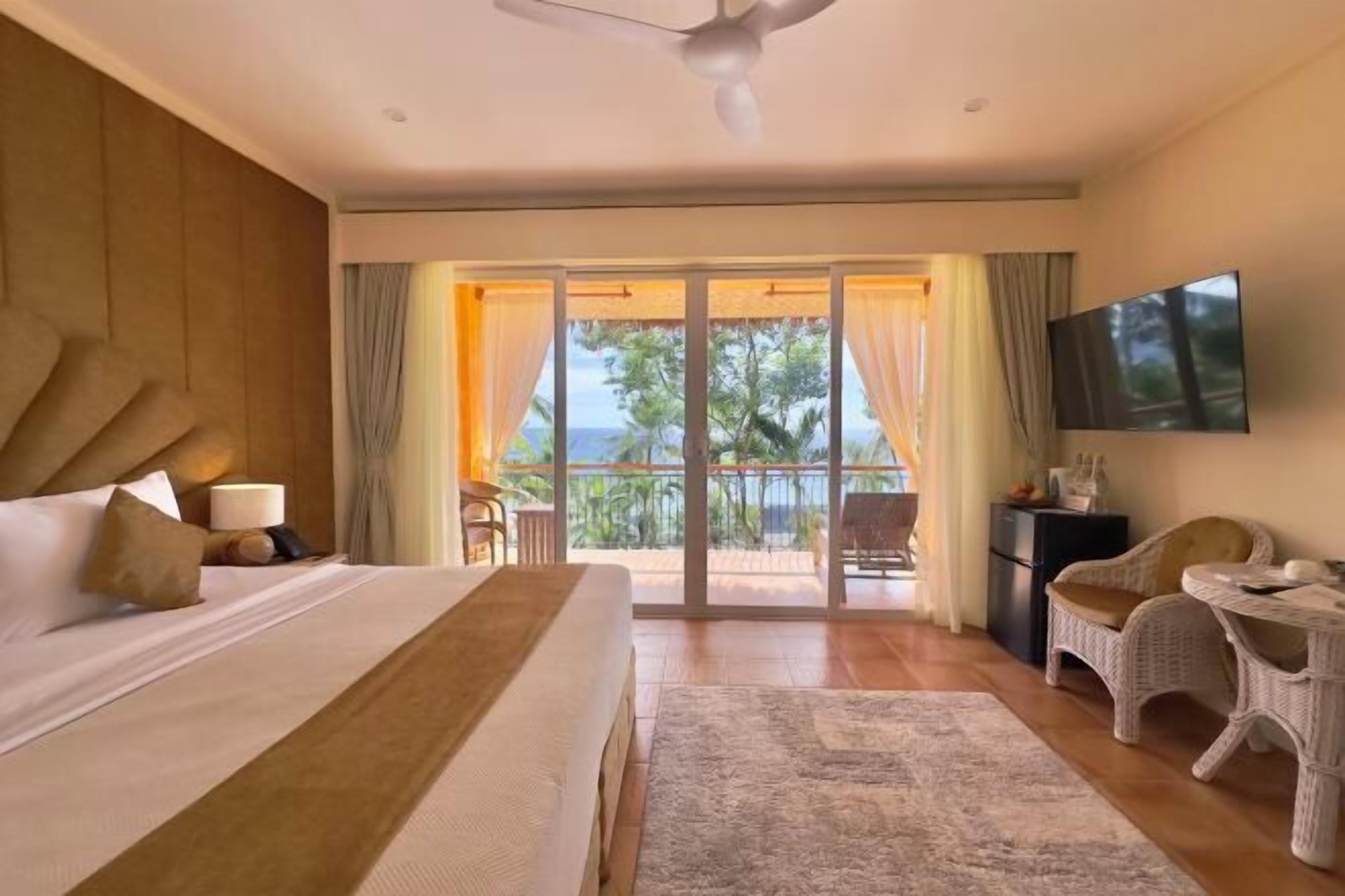 Minibar, Wi-Fi gratuit, draps fournis