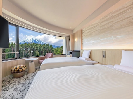 Corner Twin Mt.Fuji View, Non smoking | Mountain view. KAMENOI HOTEL Fuji