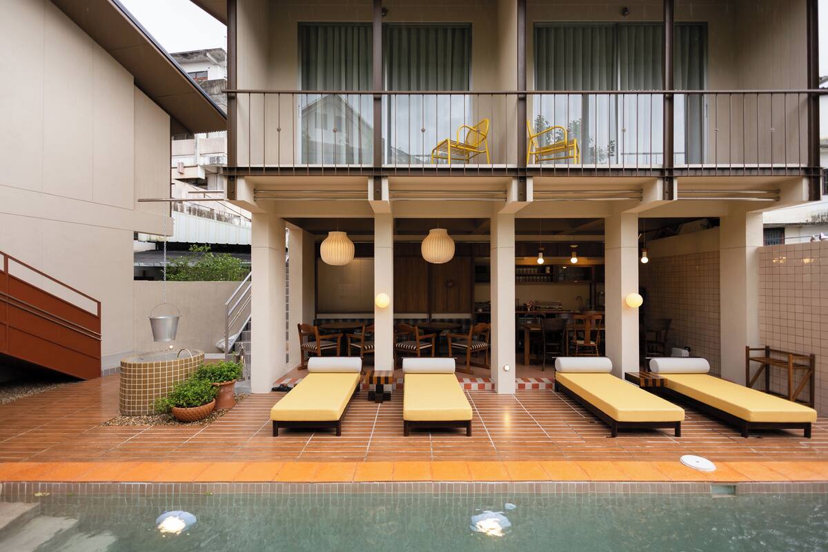 Habitación Deluxe doble, balcón, vistas a la piscina | Wifi gratis