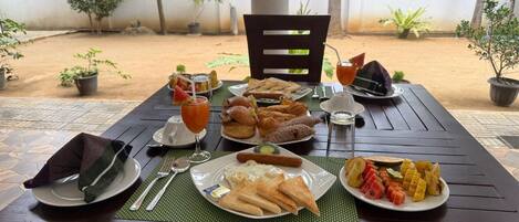 Colazione all'inglese a pagamento, servita tutte le mattine