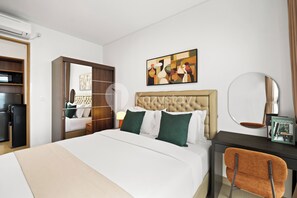 Apartment, 1 Bedroom, City View | Laptop workspace, iron/ironing board, free WiFi - Senomi by Kozystay - Sudirman (Jakarta)