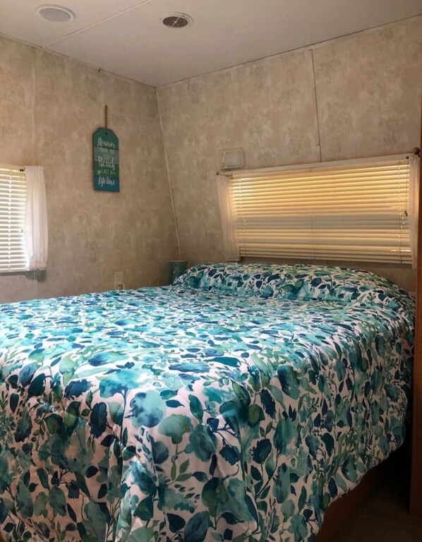 3 habitaciones y ropa de cama 