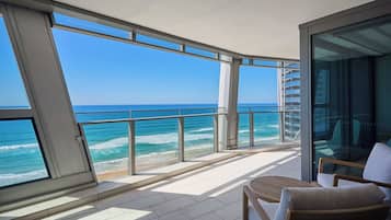 Elite Apartment, 1 Bedroom, Ocean View | Balcony