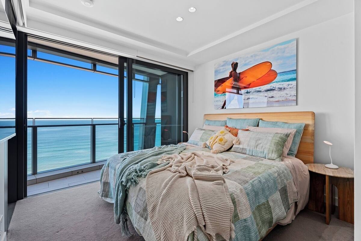 Elite Apartment, 2 Bedrooms, Ocean View | Premium bedding, iron/ironing board, free WiFi, bed sheets