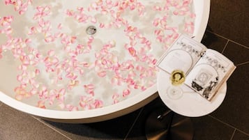 Behandelingskamers voor koppels, lichaamsbehandelingen, aromatherapie