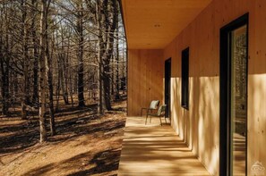 Terrace/patio - Modern Family Retreat in the Catskills Wilderness (Round Top)