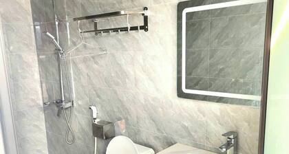 Loc Phat Hotel MC - by BAY LUXURY