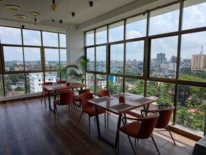 Restaurant - Sylhet Paradise Inn (Sylhet)