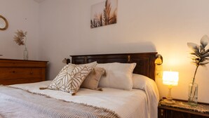 2 Schlafzimmer, Schreibtisch, Internetzugang