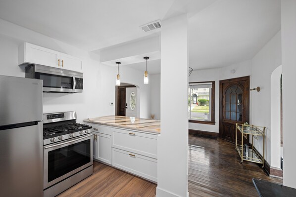 Microwave, oven, stovetop, dishwasher