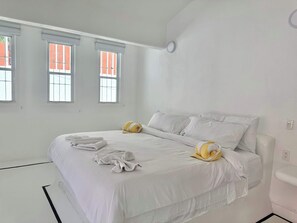 4 chambres, fer et planche à repasser, Wi-Fi