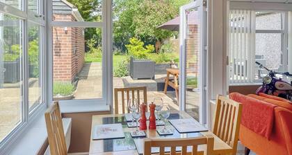2 Schlafzimmer Unterkunft in Bottesford
