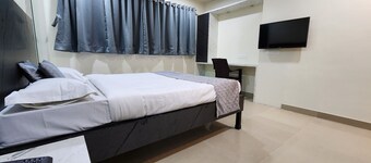 Hotel Ellora Park