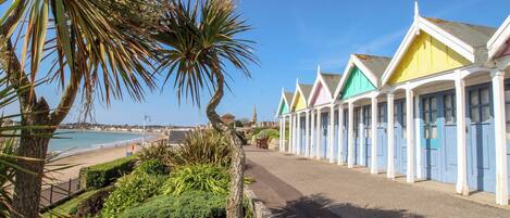 Khuôn viên nơi lưu trú