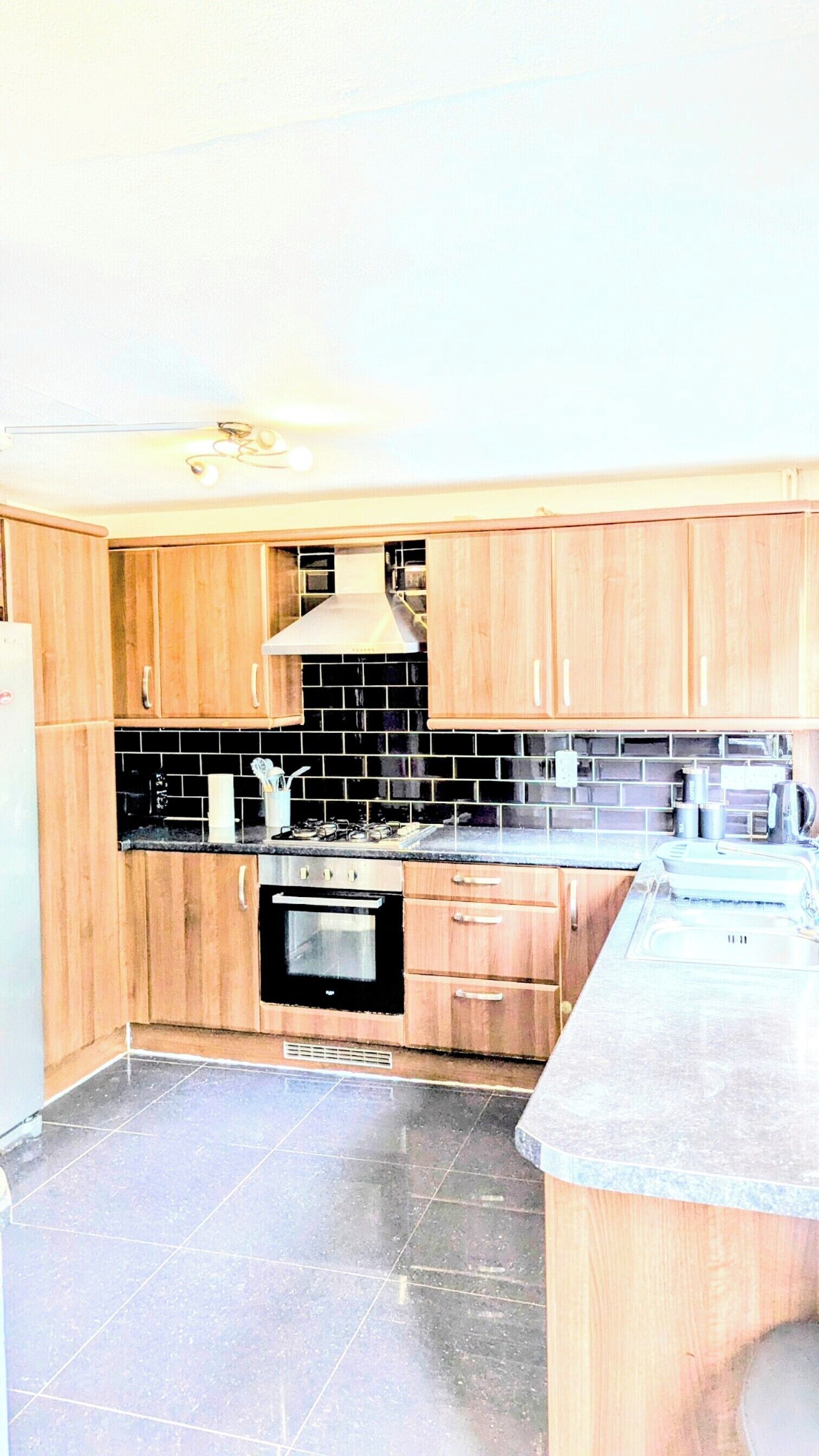 Mikrowelle, Ofen, Herdplatte, Geschirrspüler