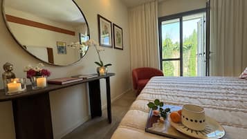 1 bedroom, iron/ironing board, free WiFi