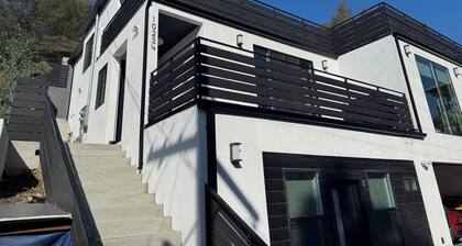 Cozy Studio apartment in amazing Los Angeles with WiFi, AC