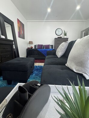 Smart TV, video games