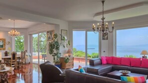 Living area - Villa Anamia with seaview by Villas Guide (Kostrena)