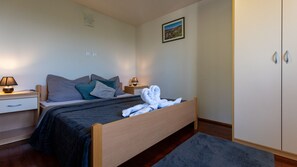 2 bedrooms, free WiFi, bed sheets