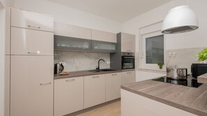 Fridge, microwave, oven, dishwasher