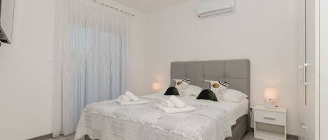 5 chambres, fer et planche Ă repasser, Wi-Fi gratuit, draps fournis