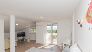 4 chambres, fer et planche à repasser, Wi-Fi gratuit, draps fournis