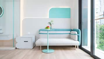 Minibar, in-room safe, free WiFi, bed sheets