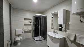 Shower, towels