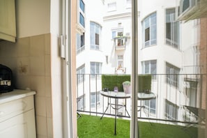 Interior - Pozsonyi Suite 3BR + 2 Balcony in Budapest (Budapest)
