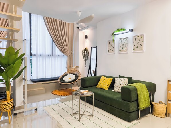 Apartment, 1 Bedroom | Living room