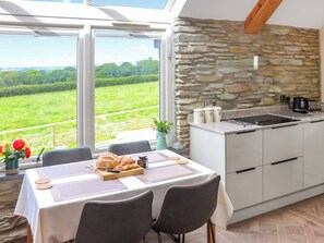 Geschirrspüler, Hochstuhl