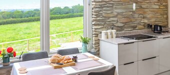 1 bedroom accommodation in Clynderwen, near Preseli Hills
