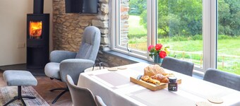 1 bedroom accommodation in Clynderwen, near Preseli Hills