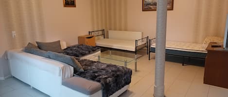 1 bedroom, iron/ironing board, WiFi, bed sheets