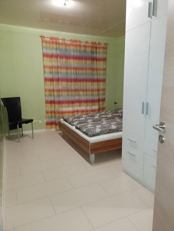 3 Schlafzimmer, Bügeleisen/Bügelbrett, WLAN, Bettwäsche