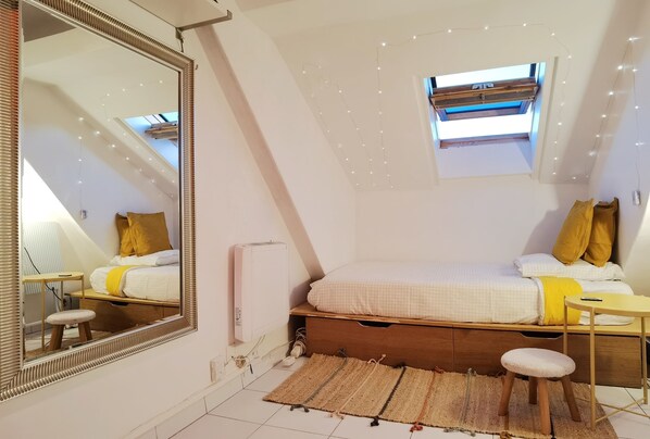 1 bedroom, iron/ironing board, WiFi, bed sheets