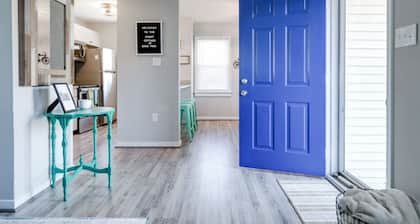 Extended Stay: The Sunny Cottage at Byrd Park!