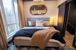 4 chambres, fer et planche à repasser, Wi-Fi, draps fournis
