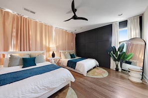 4 bedrooms, iron/ironing board, WiFi, bed sheets