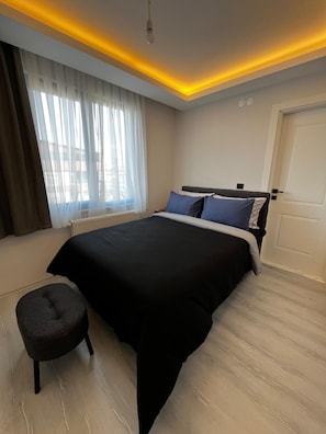 3 bedrooms, iron/ironing board