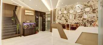Hotel Armani-Free Airport Pickup Aur Drop