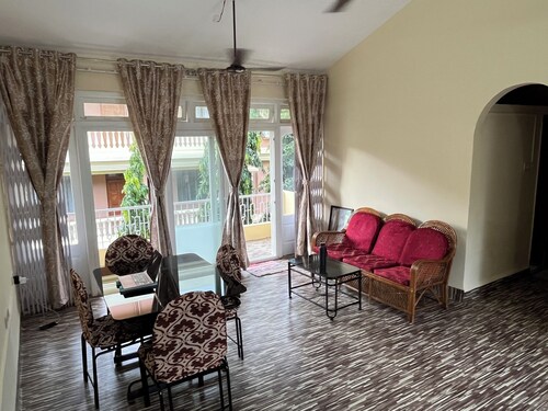 1 BHK Apt | ₹2500/Day or ₹40000/Month | 10 Min Walk to Beach Fully Furnished.