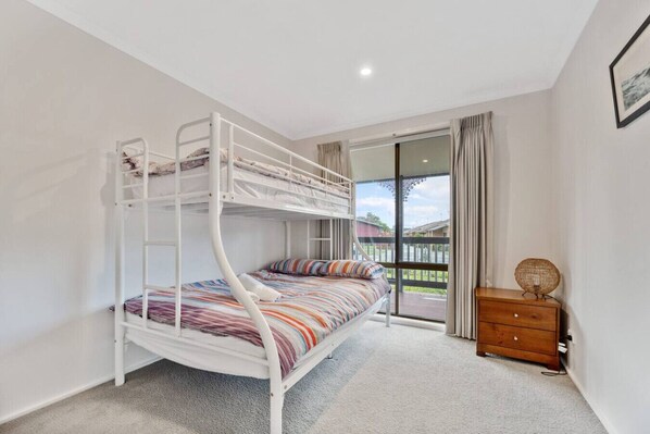 5 habitaciones, wifi y ropa de cama 