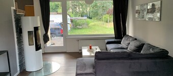 Apartment in the suburbs of Hamburg with garden, dogs welcome!