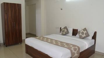 Basic Double Room | Free WiFi