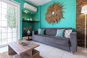 Appartement, 2 chambres, cuisine, vue ville | Salle de séjour