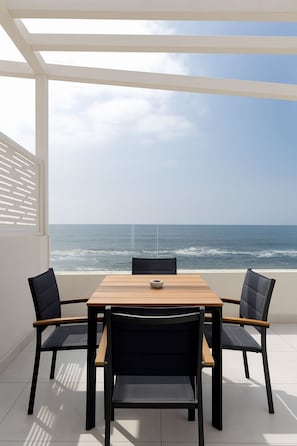 Suite, 2 Bedrooms, Balcony | Balkoni