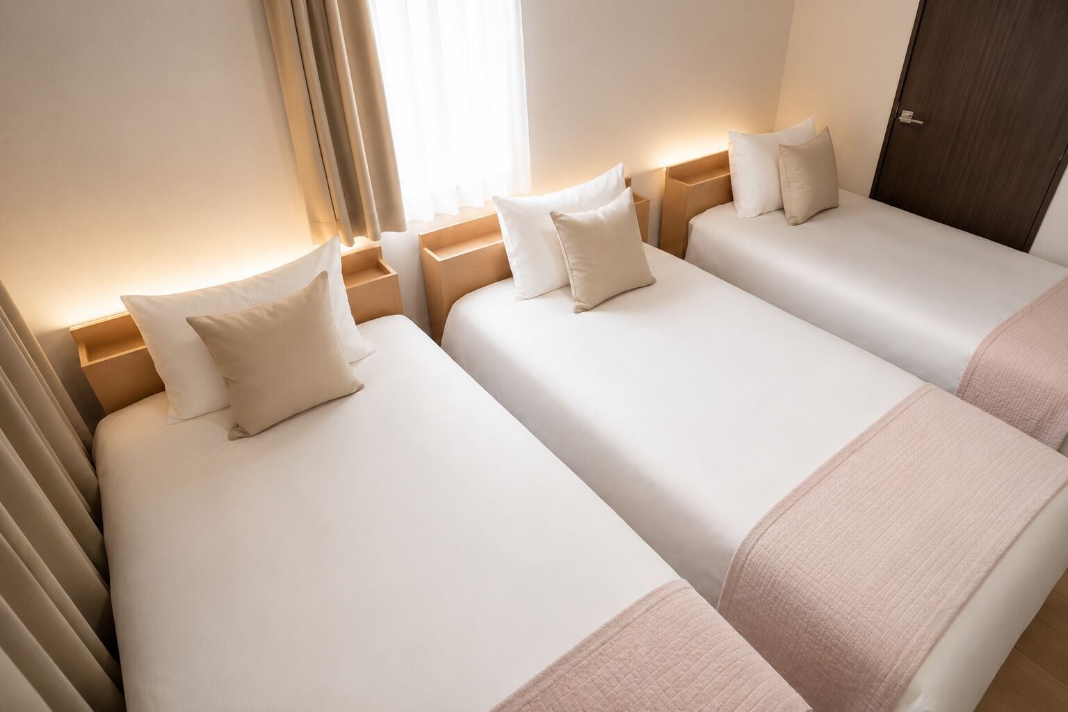 Suite – basic | Reiseseng for barn, wi-fi (inkludert) og sengetøy